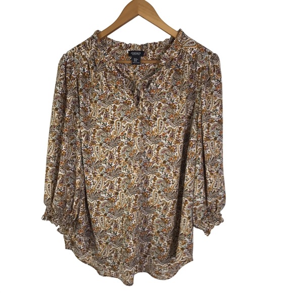 JONES & CO NEW YORK Tops - Jones & Co Paisley Blouse Women's 1X Ruffle Collar Keyhole Long Sleeve Business